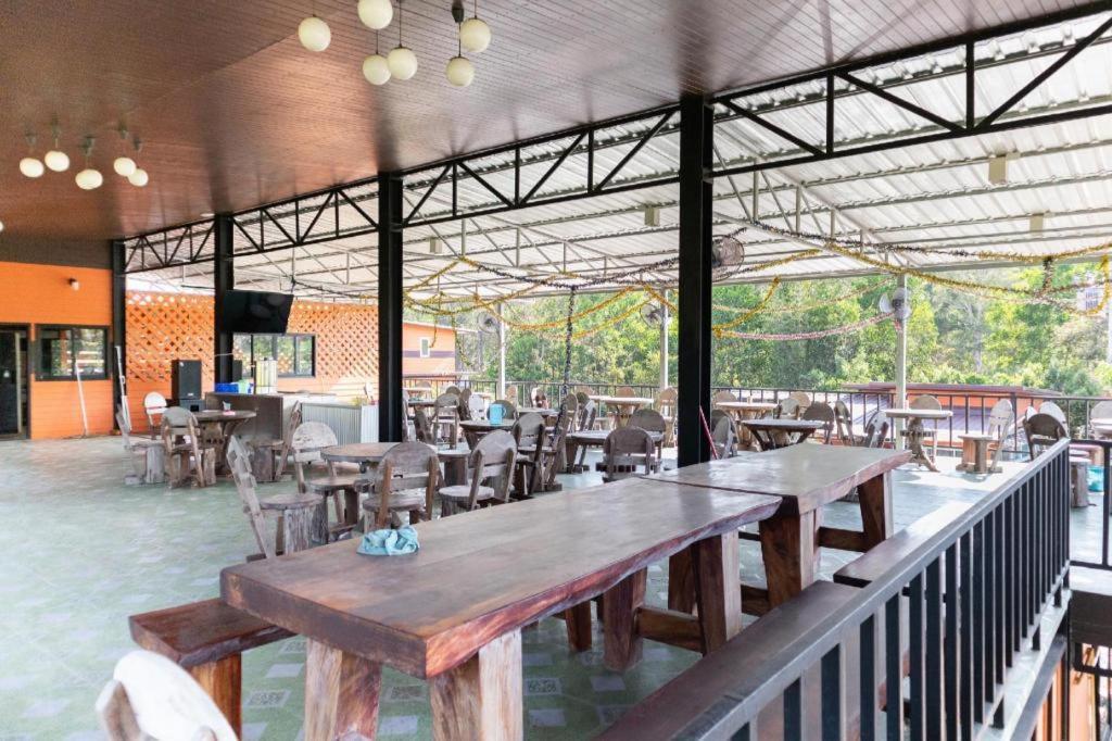 Oyo 755 Rattana Resort Koh Lanta Exterior photo